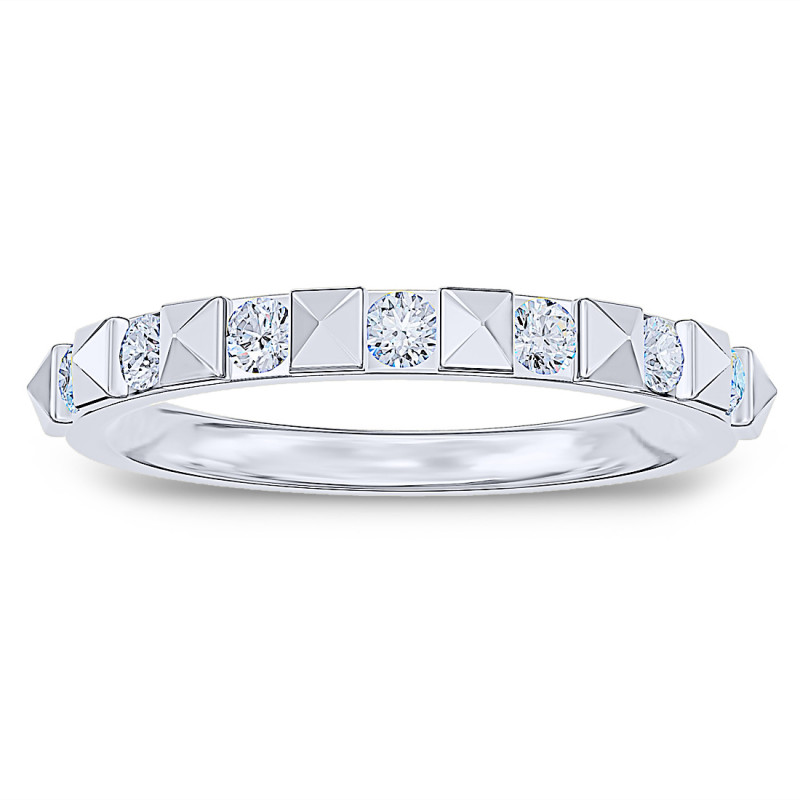 Pyramid cut diamond hot sale